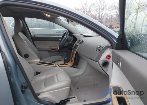 2008 Volvo S40 2.4I z USA, uszkodzony, nr VIN YV1MS390082385747